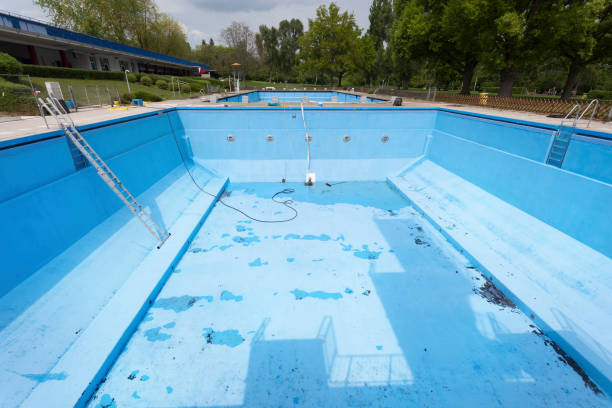 Best Ceiling water damage repair  in Oak Hills, CA